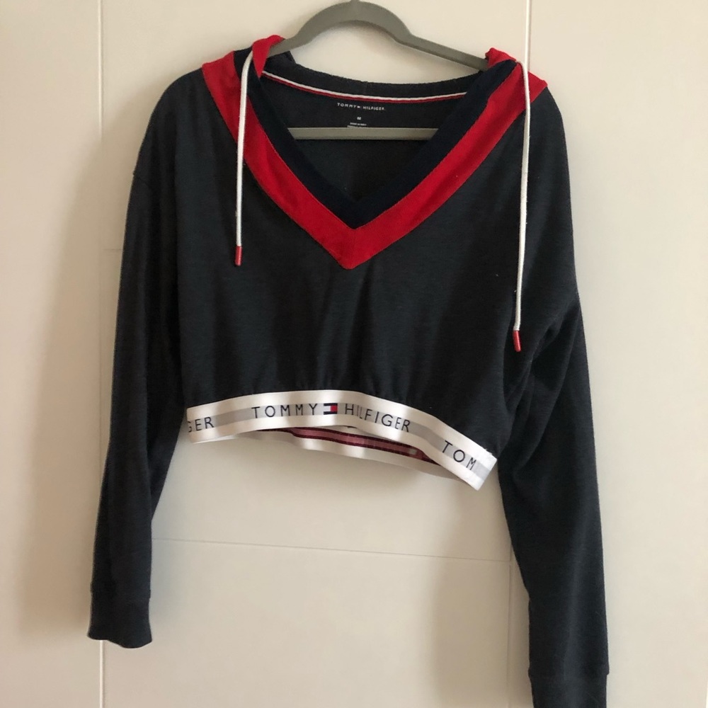 CROPPED TOMMY HILFIGER HOODIE